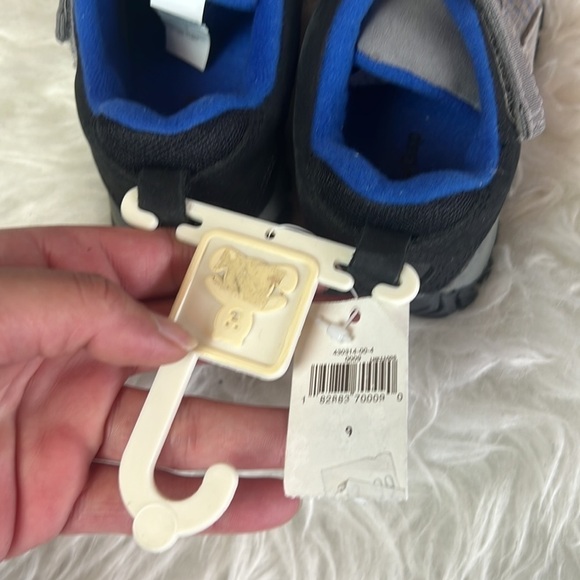 Gap Gray/Blue/Black Slip on Toddler Boys Sneakers Size 9 - Picture 8 of 14